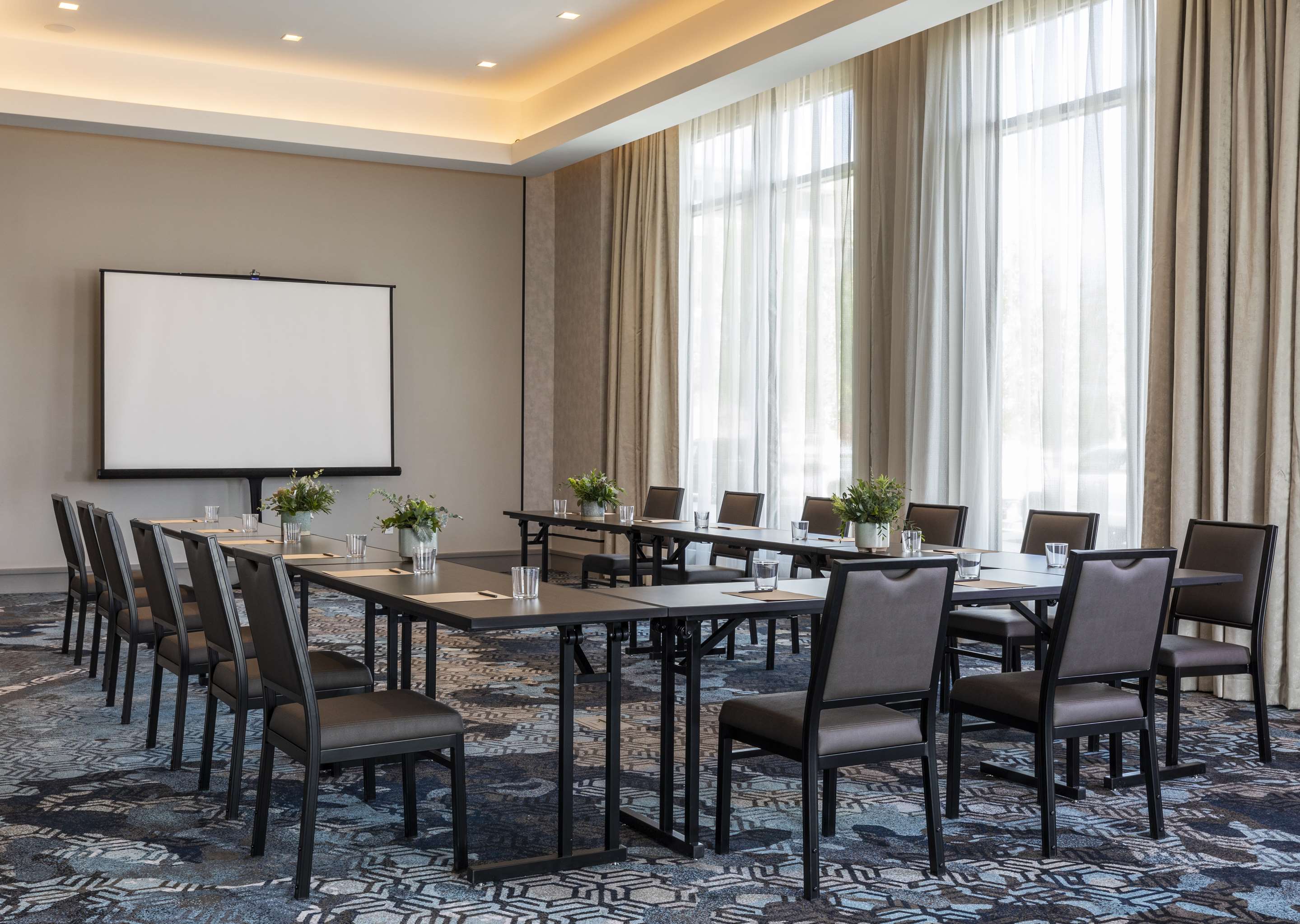 Meeting Room | Thompson Savannah, by Hyatt