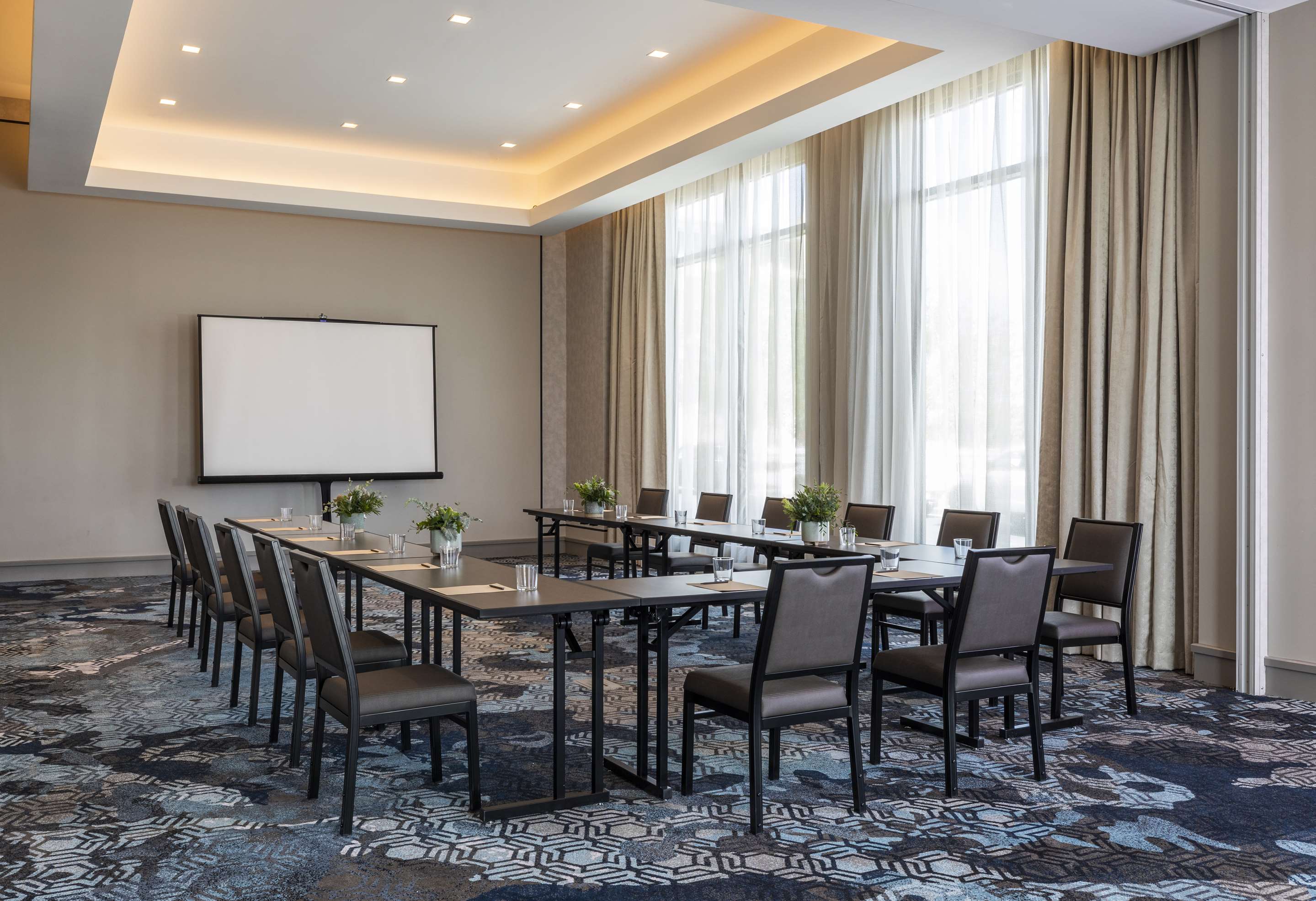 Meeting Room | Thompson Savannah, by Hyatt