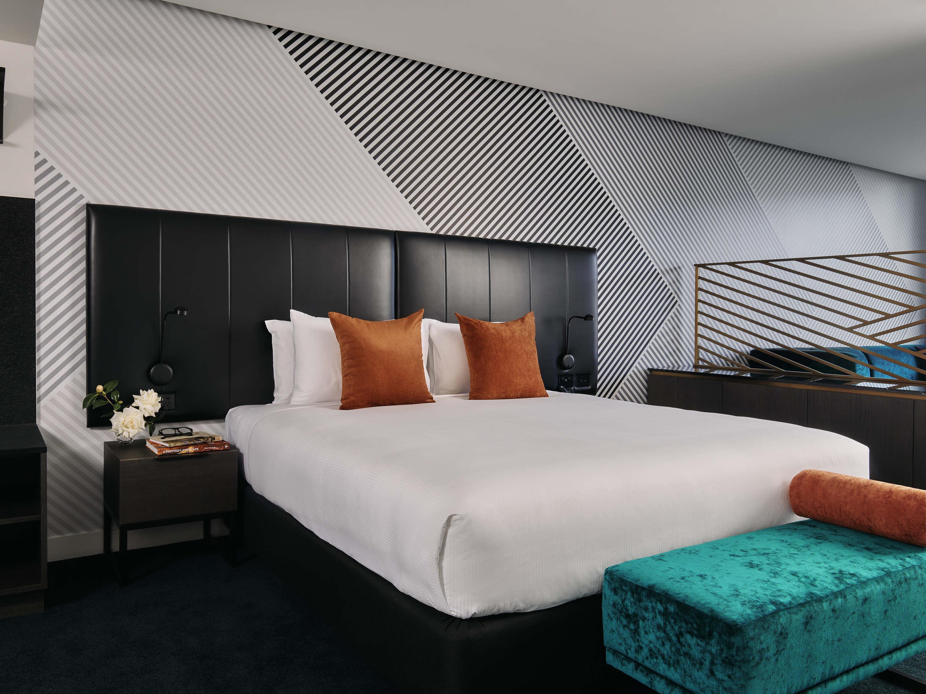 Movenpick Hotel Melbourne On Spencer Room Type - Superior Suite with King Size Bed