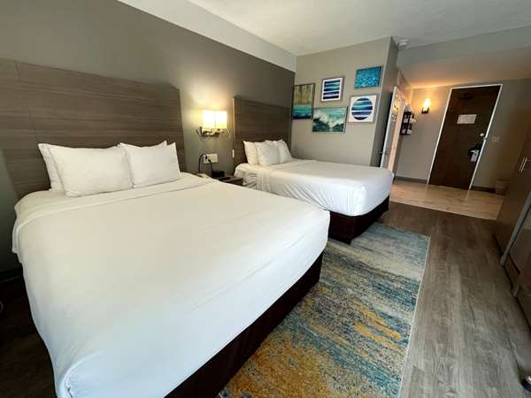  - Hub Middletown Red Bank Hotel