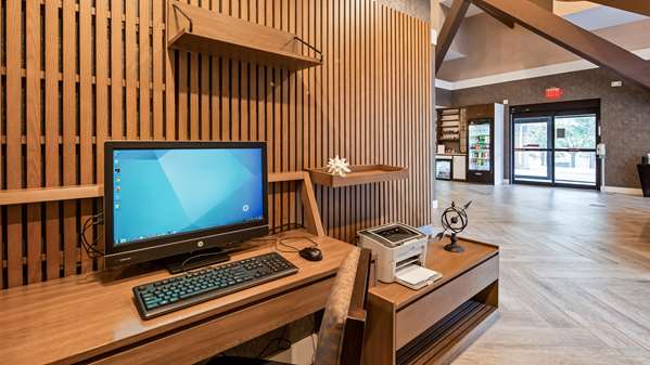 Conference Area - Hub Middletown Red Bank Hotel