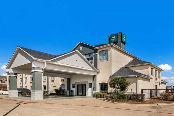 Exterior view - Quality Inn & Suites Fossil Creek Fort Worth - I-35, Exit 58
