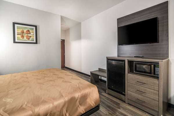  - Quality Inn & Suites Fossil Creek Fort Worth - I-35, Exit 58