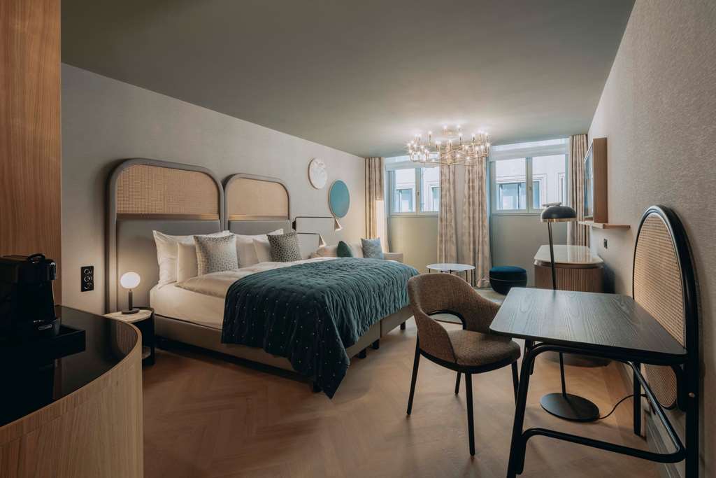 HOTEL MARTHOF-guestroom-Guest Room,On-Site.jpg