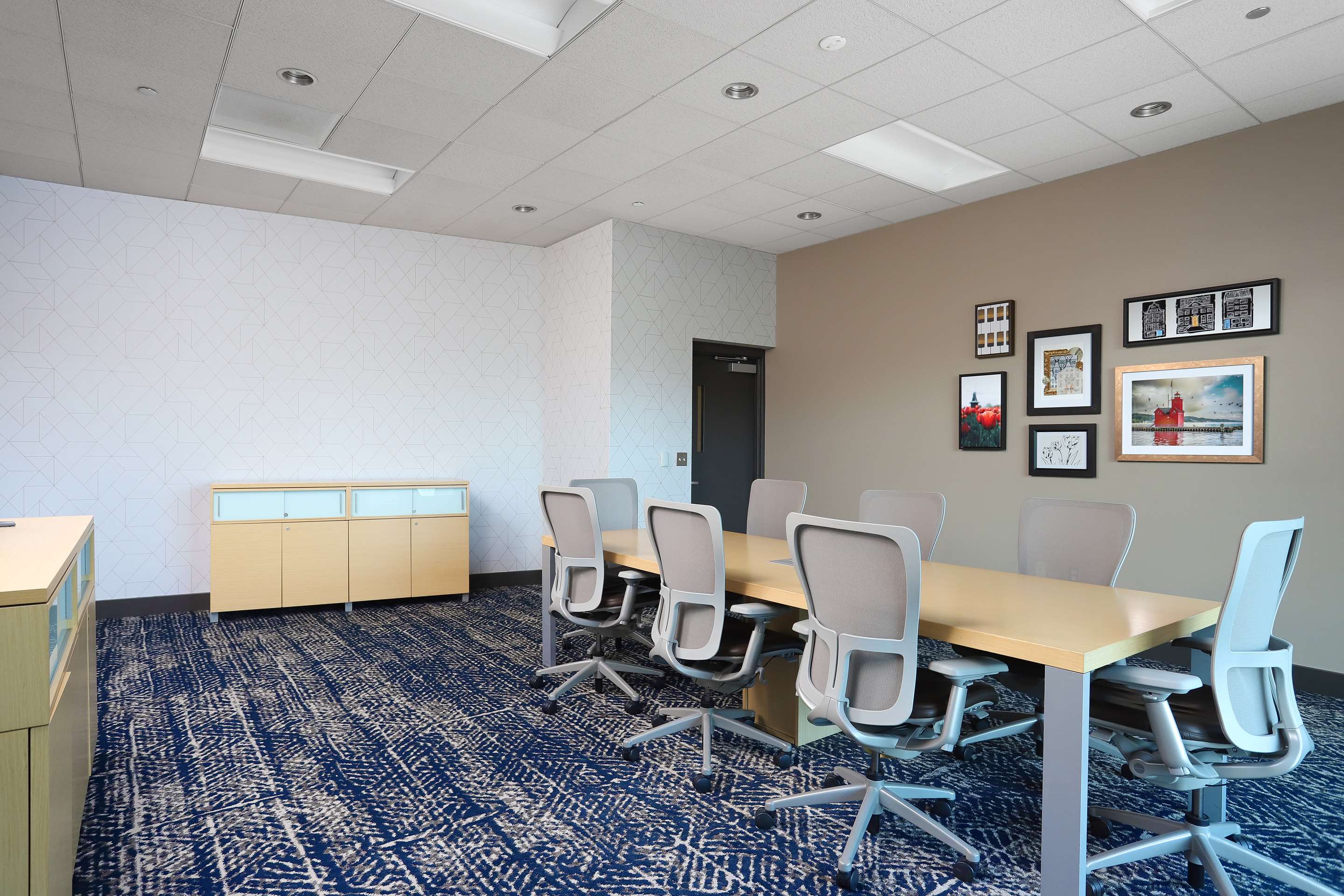 Meeting Room | CityFlatsHotel Holland, Tapestry Collection by Hilton