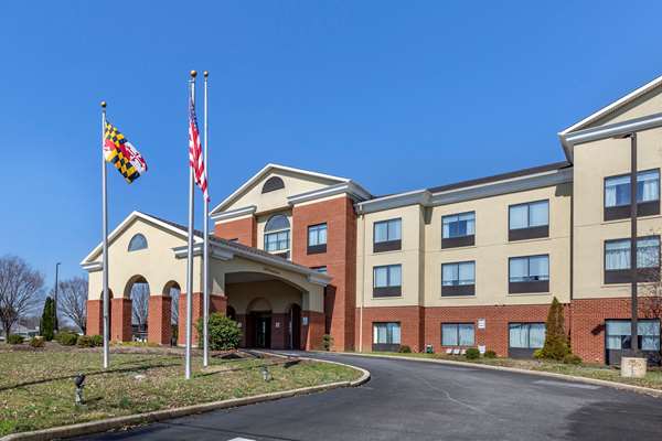Exterior view - Comfort Inn & Suites Chestertown