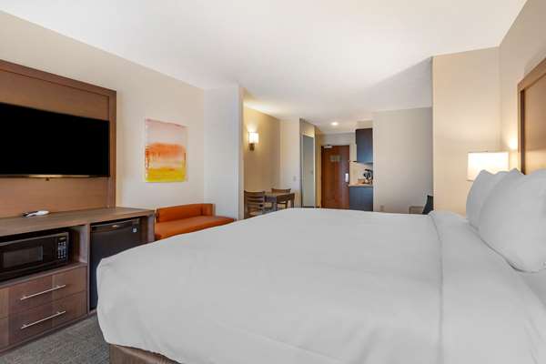 - Comfort Inn & Suites Chestertown