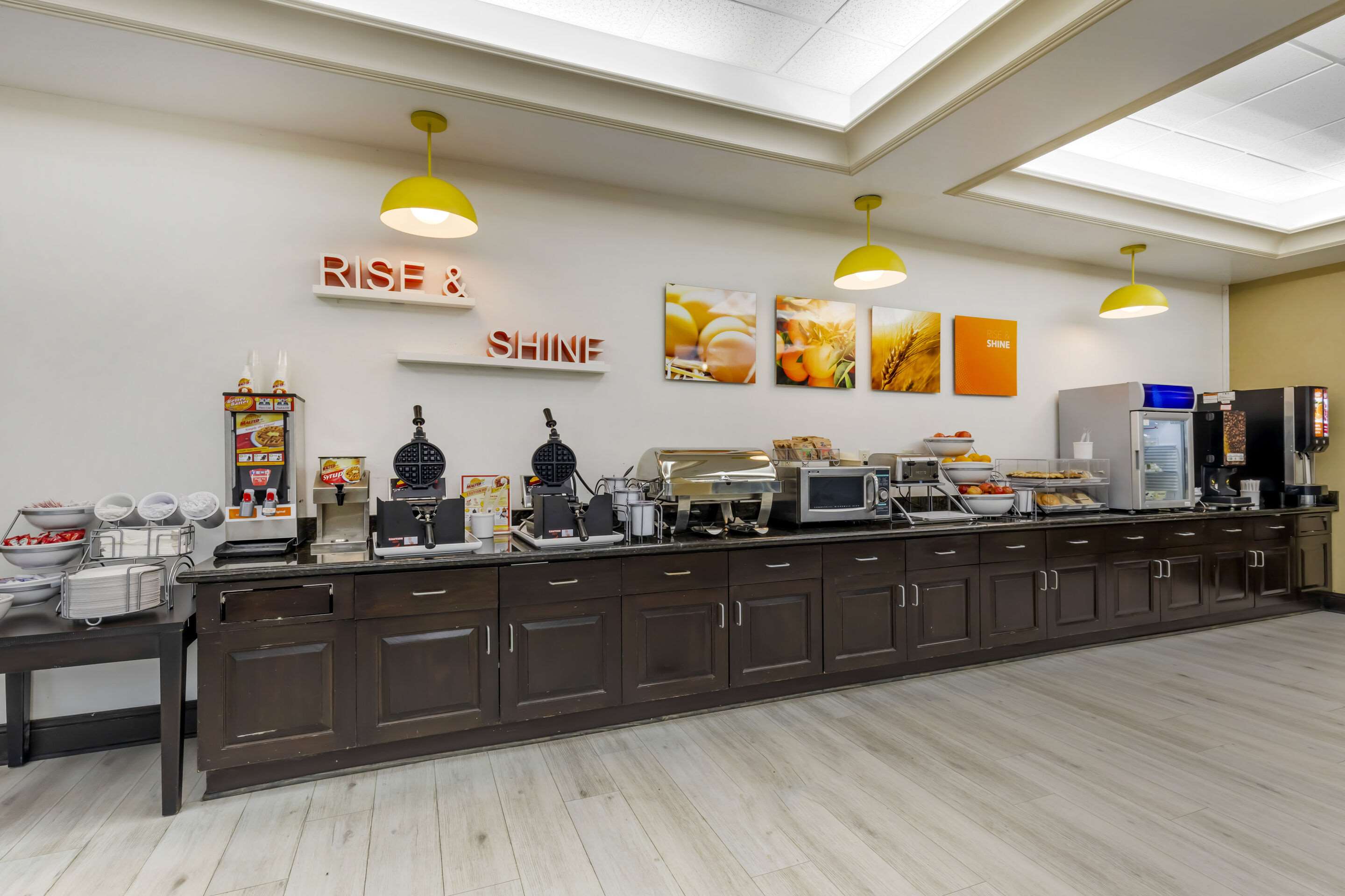 Breakfast area