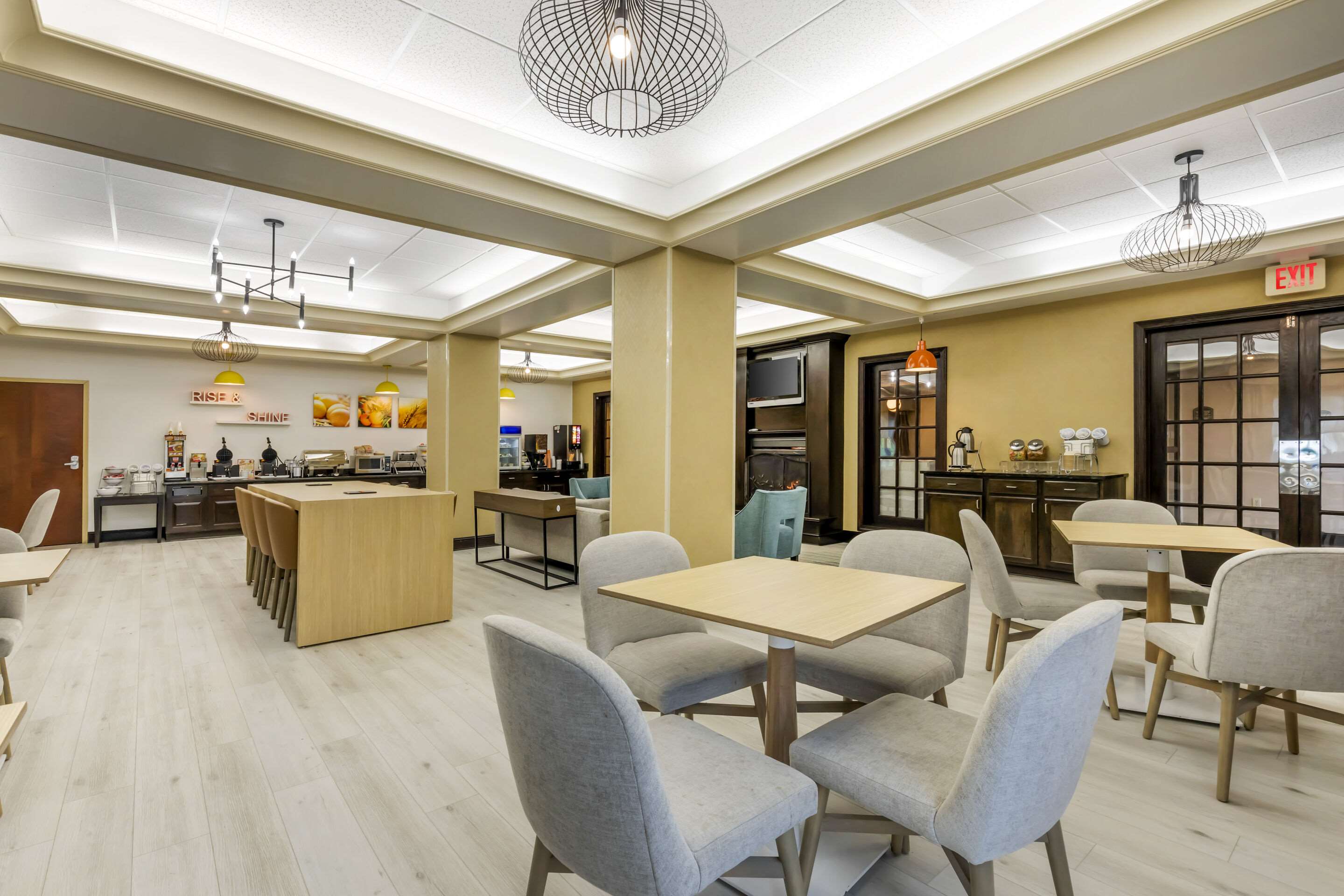 Breakfast area