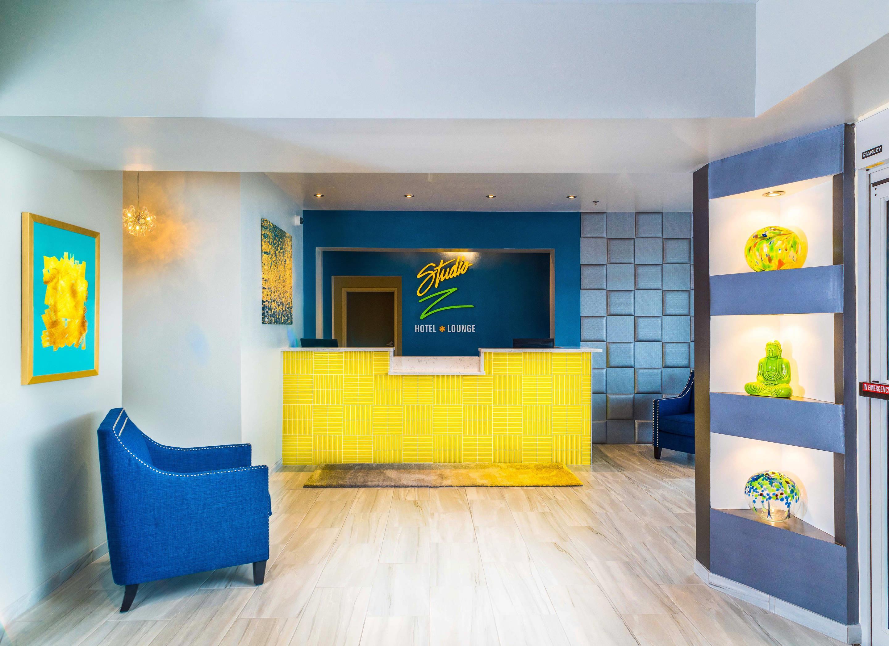 Front desk | Studio Z, Ascend Hotel Collection