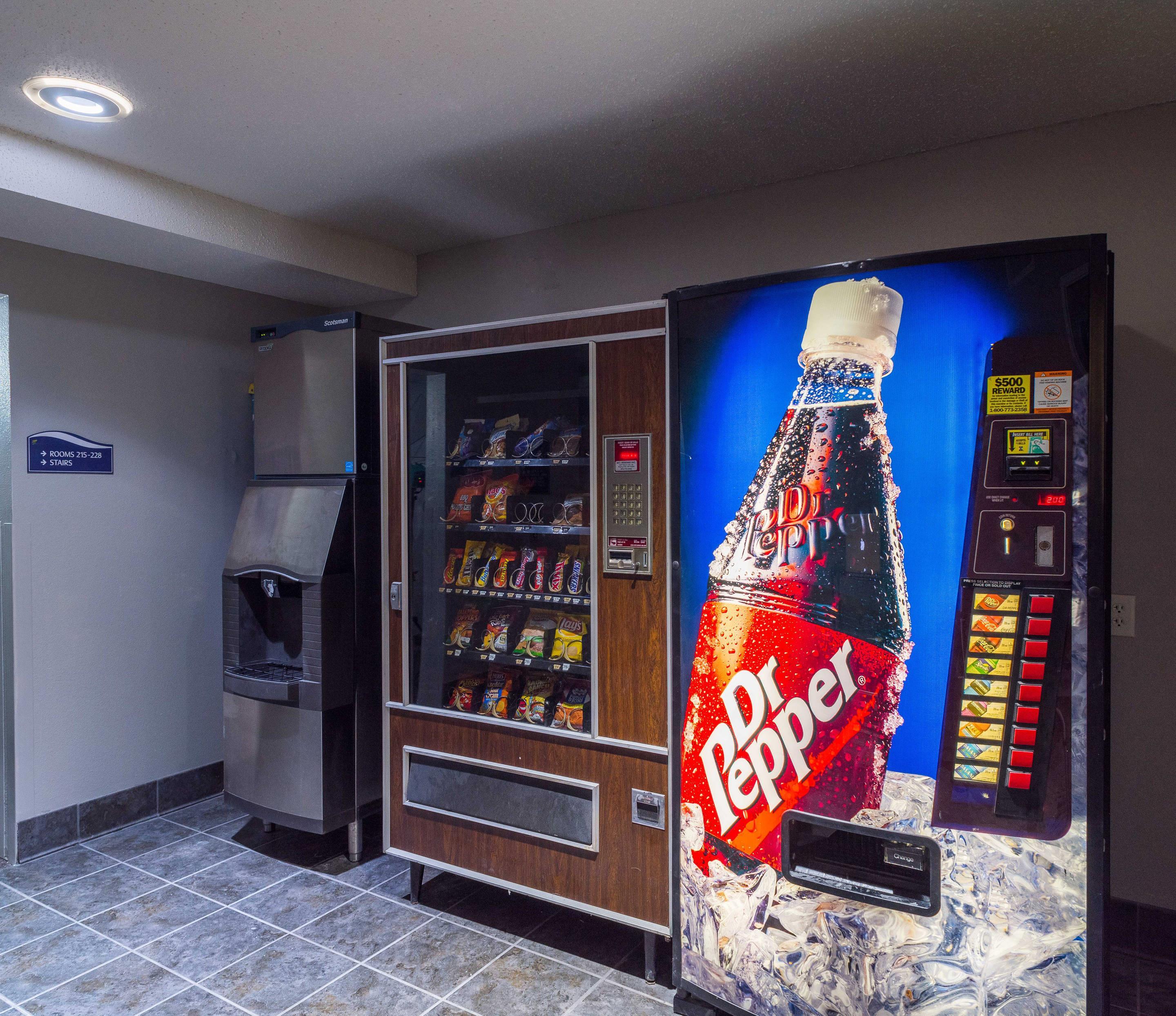 Hotel vending area | Studio Z, Ascend Hotel Collection