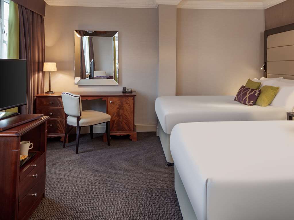Chesford Grange Hotel-QHotels-guestroom-Guest Room,On-Site.jpg