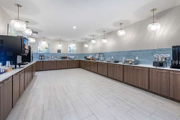 Amenities - Best Western Plus Lakeland Hotel