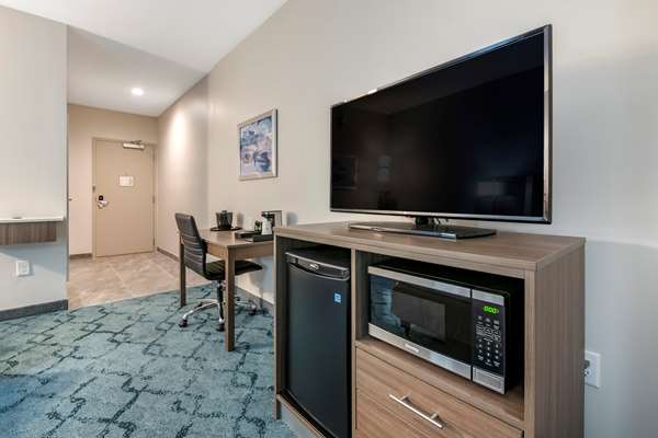  - Best Western Plus Lakeland Hotel