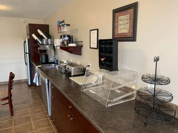 Amenities - SureStay Plus Hotel by Best Western Hardisty