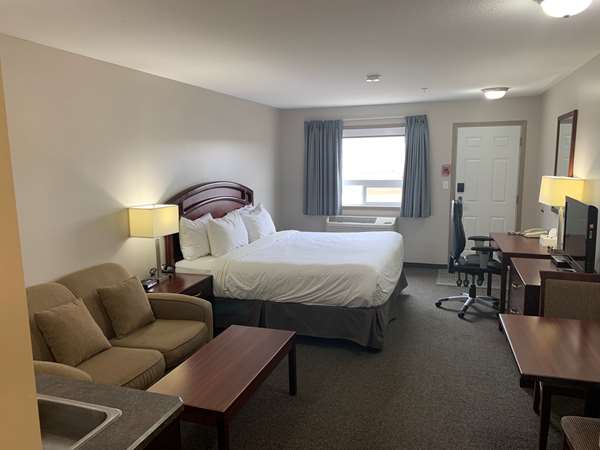  - SureStay Plus Hotel by Best Western Hardisty