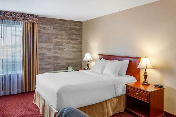  - Quality Inn & Suites Edmonton International Airport Leduc