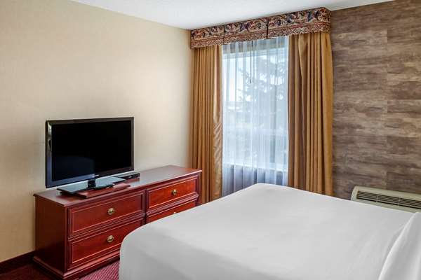  - Quality Inn & Suites Edmonton International Airport Leduc