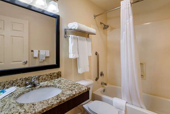  - Comfort Inn & Suites Dahlonega