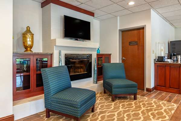  - Comfort Inn & Suites Dahlonega