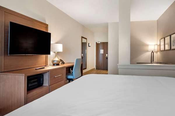 Suite - Comfort Suites Grandview