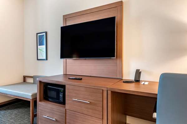 Suite - Comfort Suites Grandview