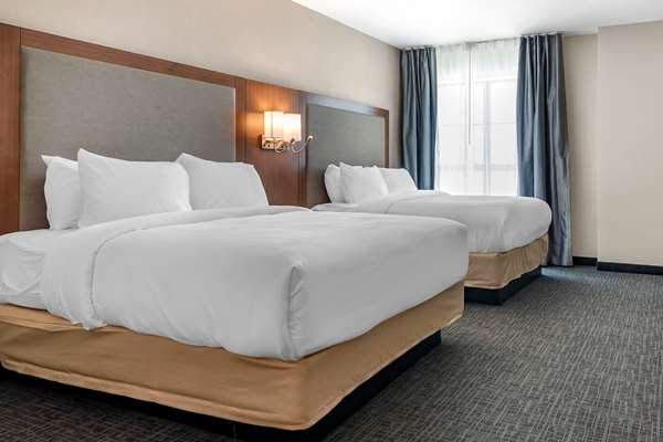 Suite - Comfort Suites Grandview