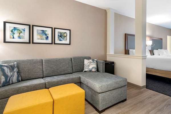 Suite - Comfort Suites Grandview