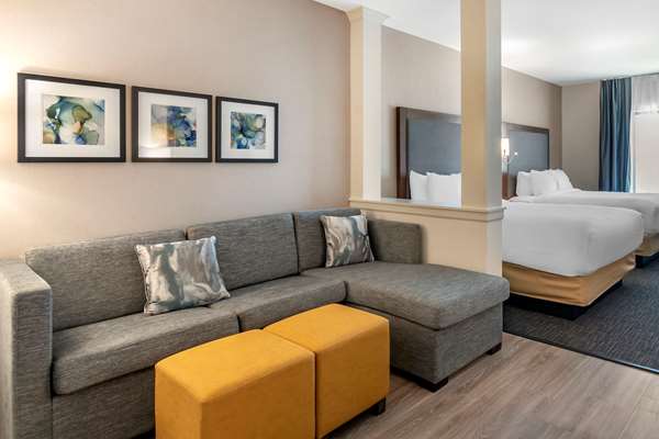 Suite - Comfort Suites Grandview