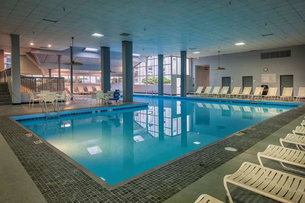 Pool - Best Western Plus Strongsville Hotel - I-71, Exit 231