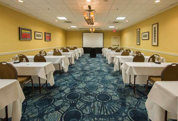  - Best Western Plus Strongsville Hotel - I-71, Exit 231