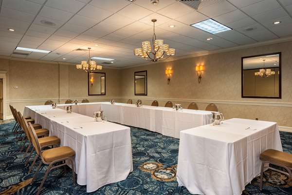 - Best Western Plus Strongsville Hotel - I-71, Exit 231