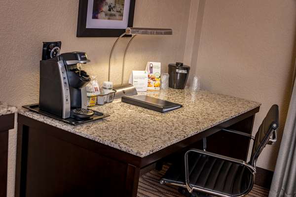  - Best Western Plus Strongsville Hotel - I-71, Exit 231