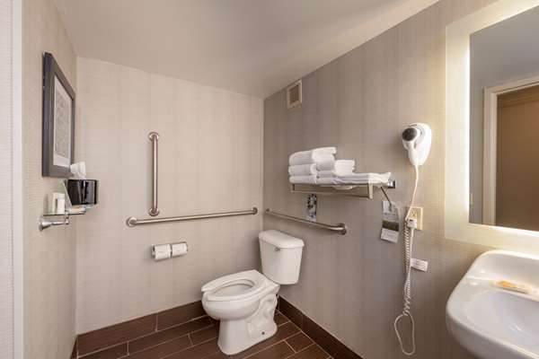  - Best Western Plus Strongsville Hotel - I-71, Exit 231