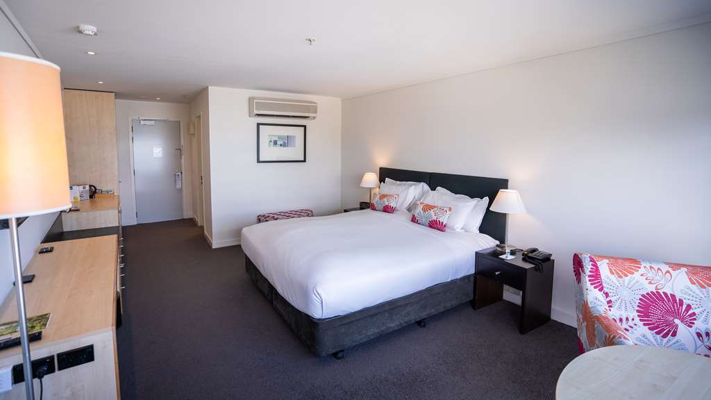 SCENIC HOTEL TE PANIA-guestroom-Guest Room,On-Site.jpg