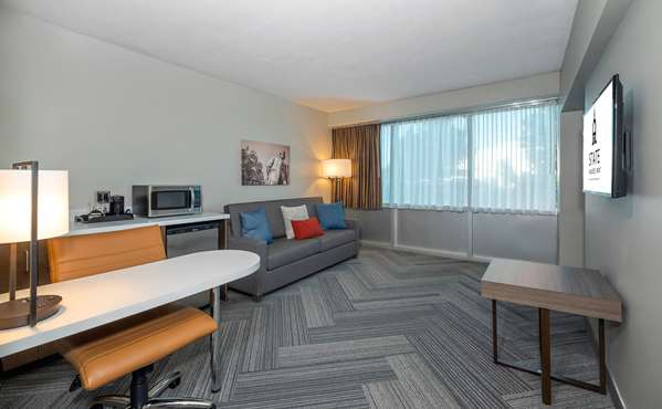 Suite - State House Inn Springfield