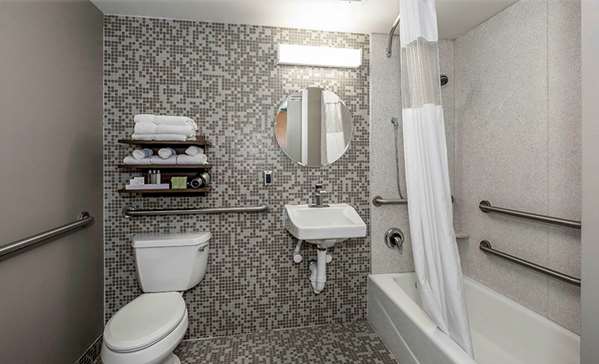  - State House Inn Springfield