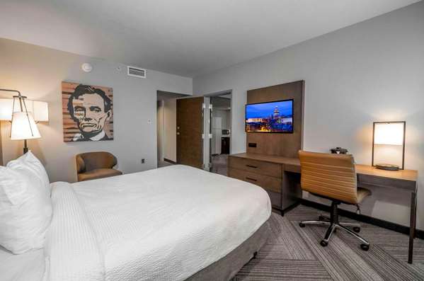  - State House Inn Springfield