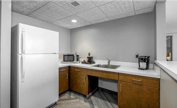 Suite - State House Inn Springfield