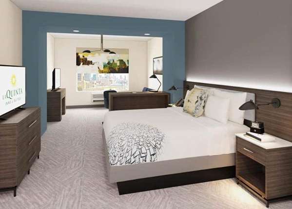  - La Quinta Inn & Suites Locust Grove - I-75, Exit 212