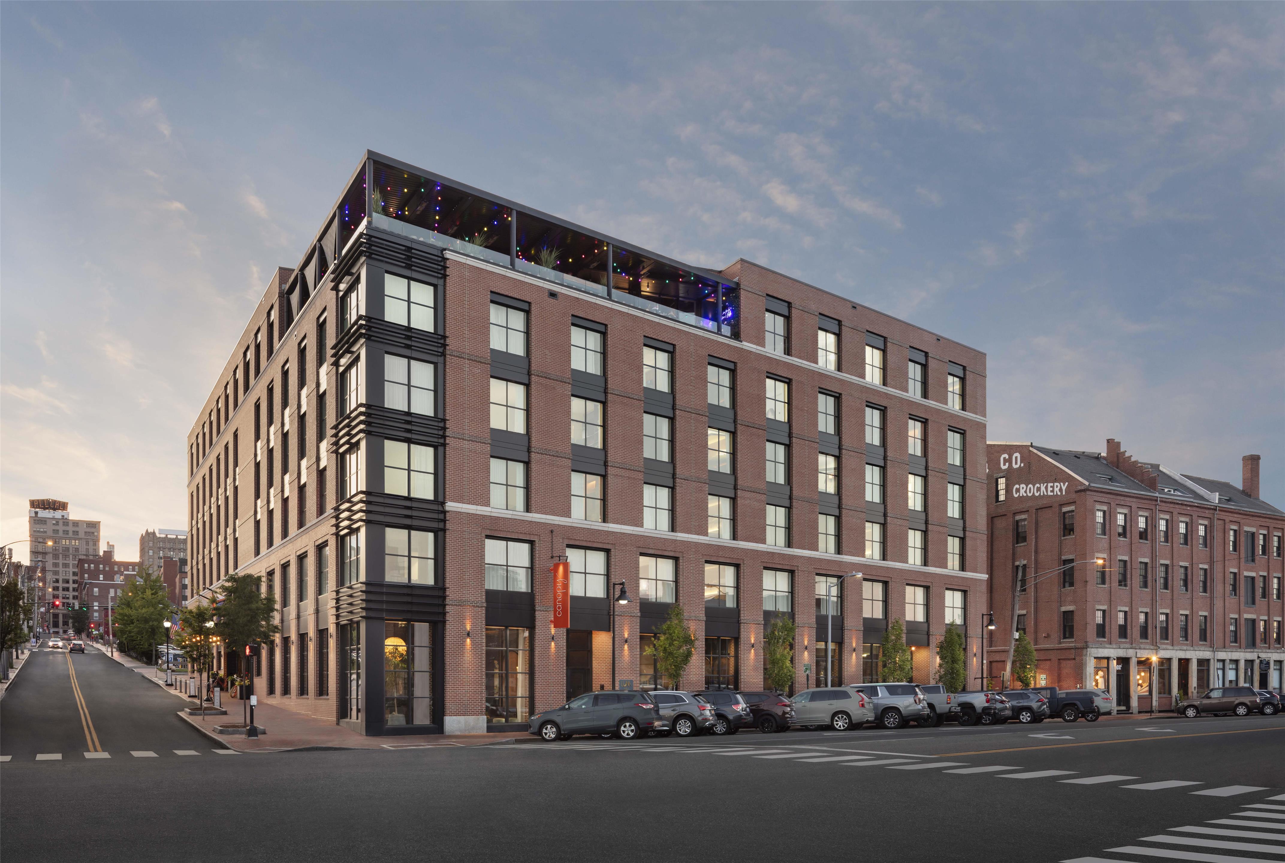 Exterior | Canopy by Hilton Portland Waterfront