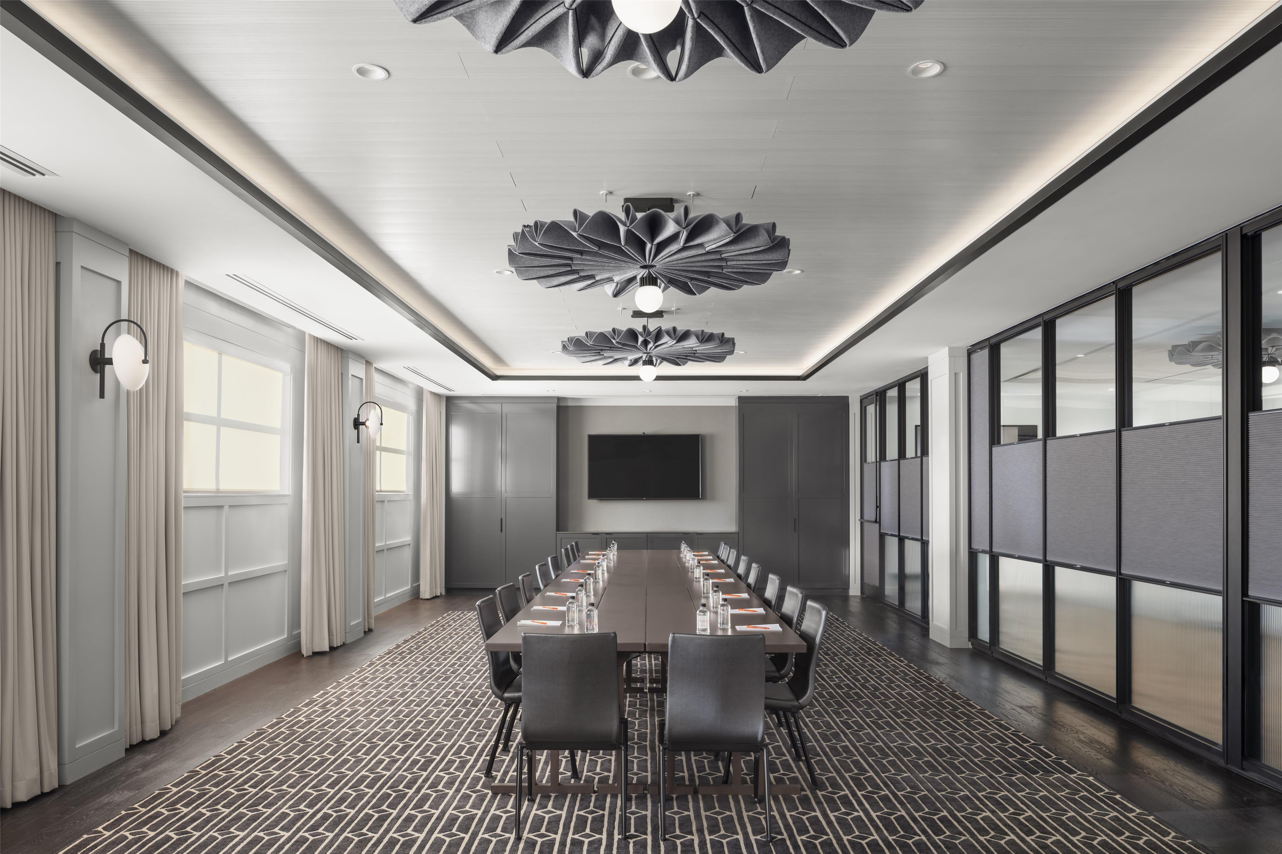 Meeting Room | Canopy by Hilton Portland Waterfront