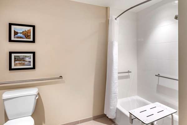 Suite - Comfort Inn & Suites Clarkston