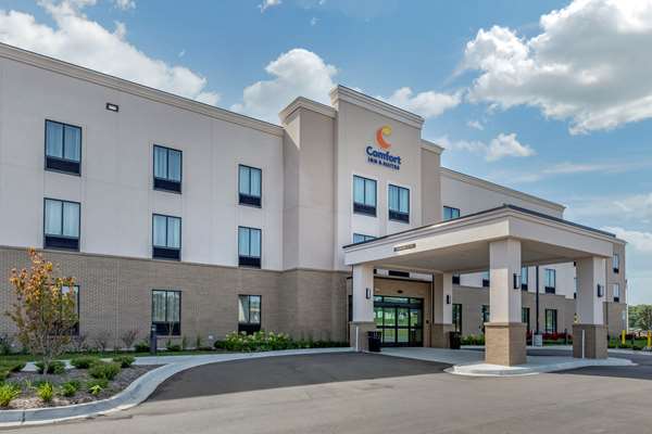 Exterior view - Comfort Inn & Suites Clarkston