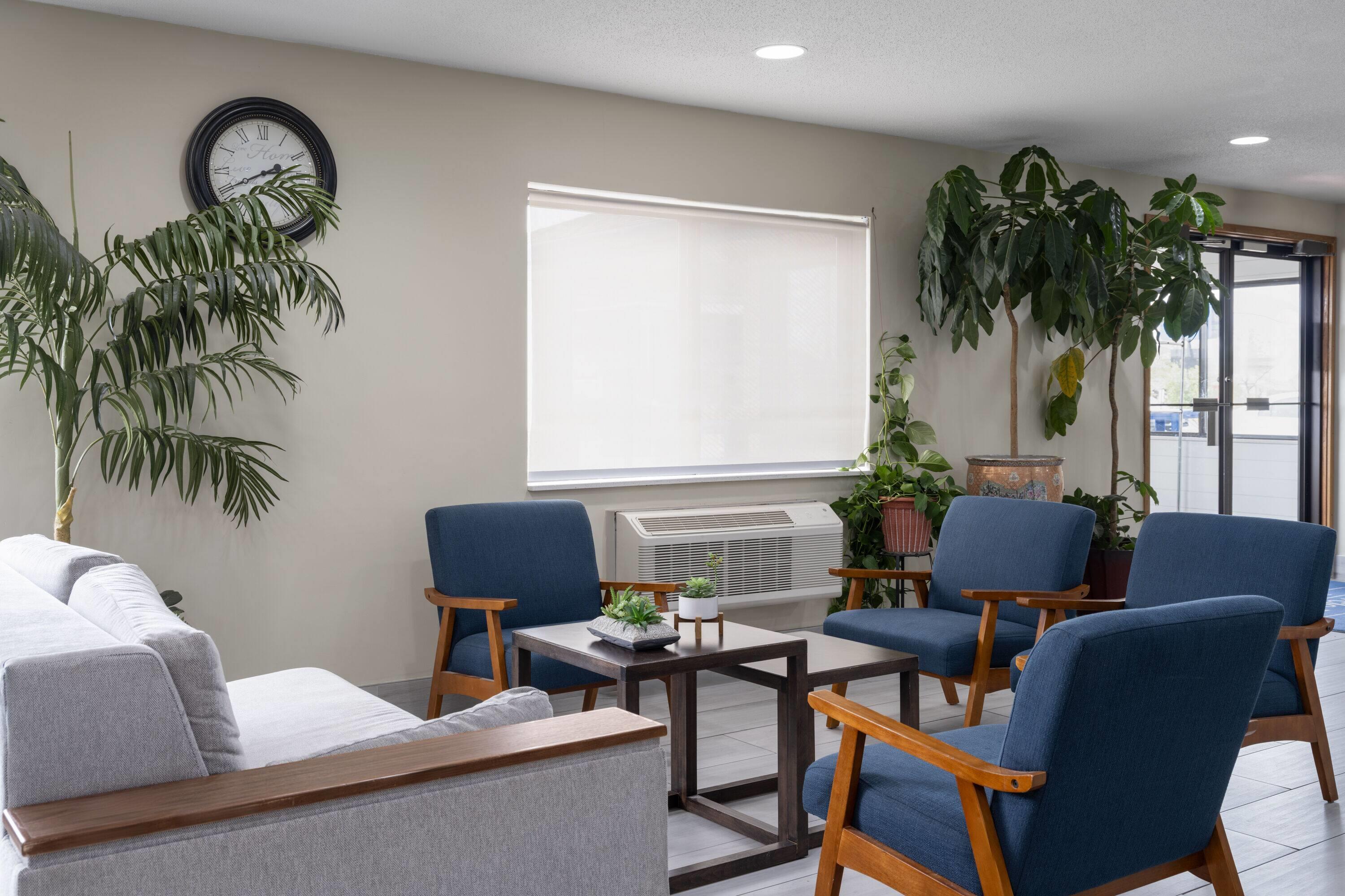 Lobby | Travelodge by Wyndham Fargo