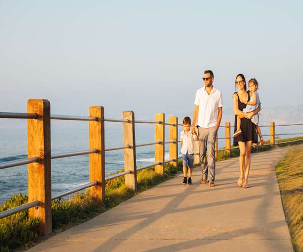 Recreation - Pantai Inn La Jolla