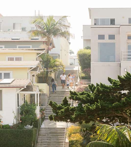 Exterior view - Pantai Inn La Jolla