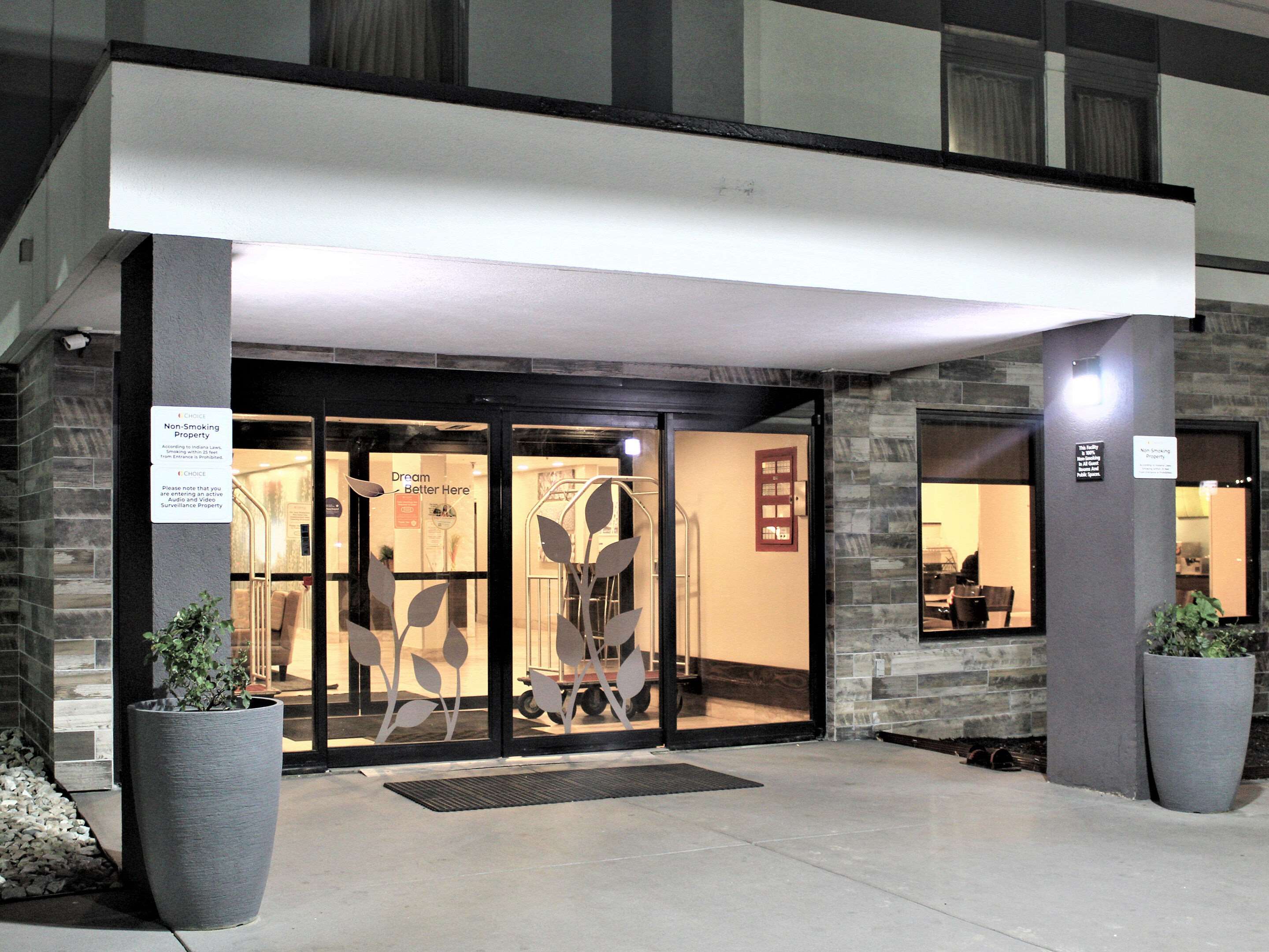 Hotel entrance | Sleep Inn Indianapolis East