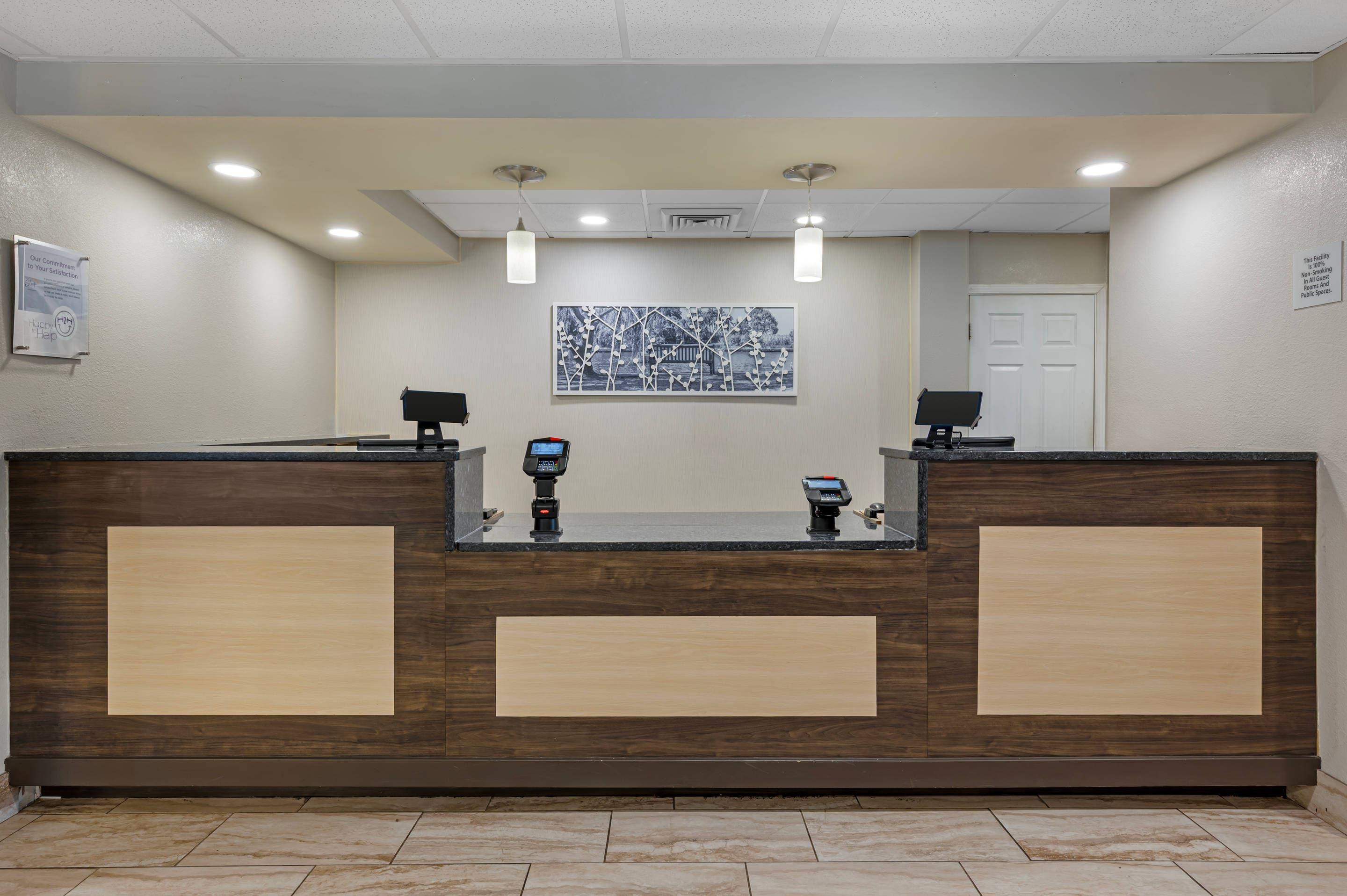 Hotel lobby | Sleep Inn Indianapolis East