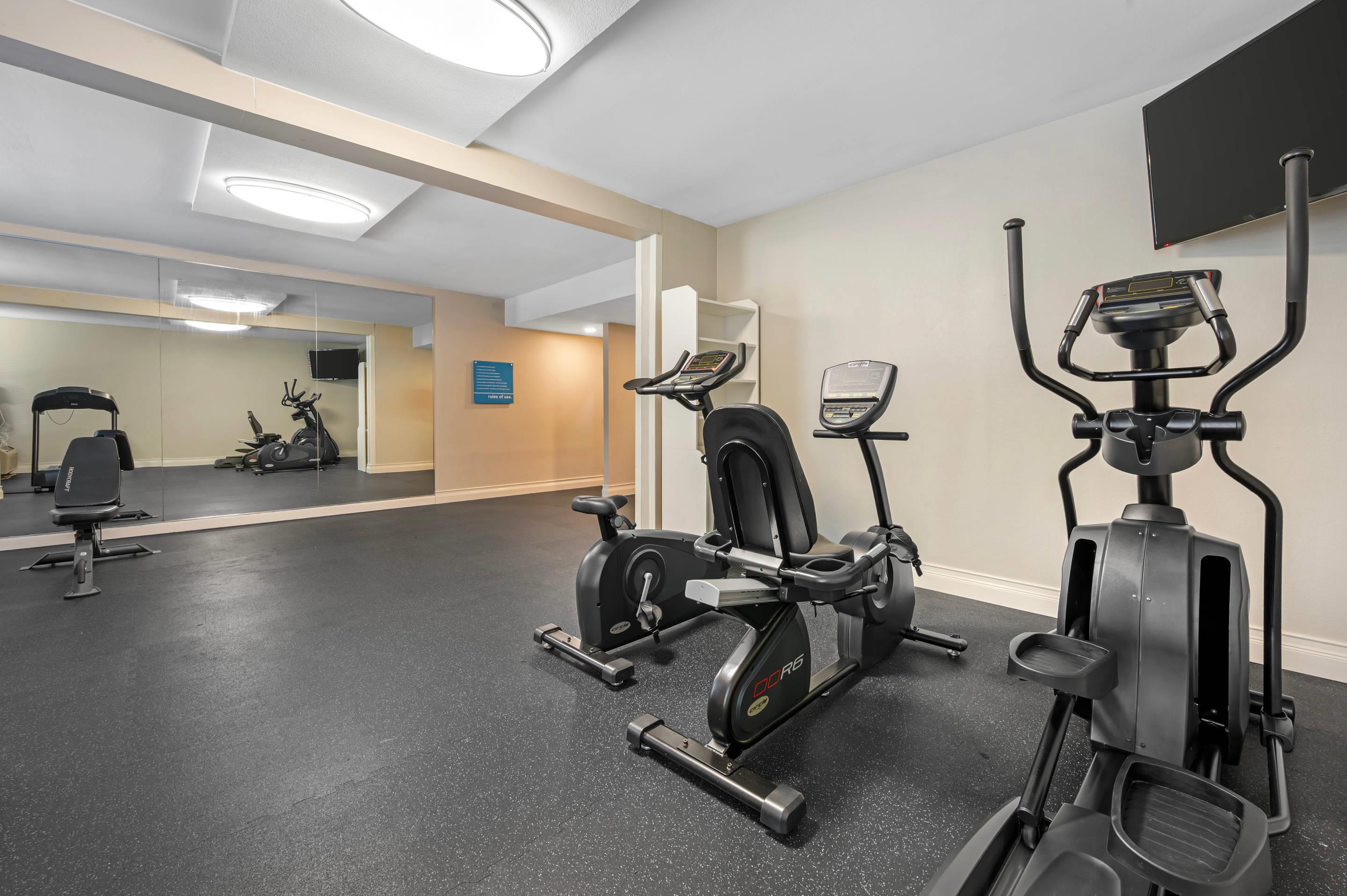 Fitness center | Sleep Inn Indianapolis East